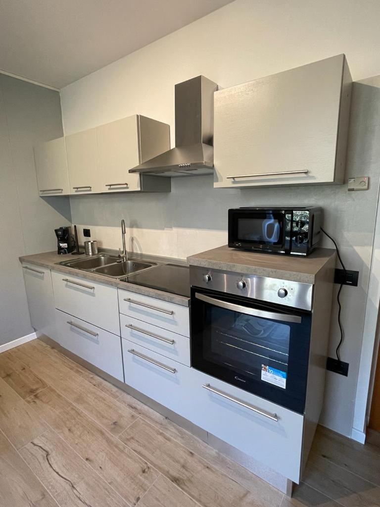 Apartment Sweet Retreat Дро Экстерьер фото